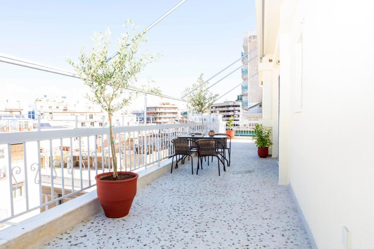 Loucas Apartment Atenas Exterior foto