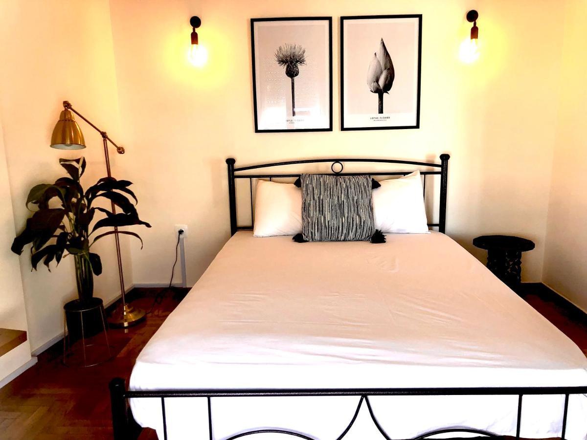 Loucas Apartment Atenas Exterior foto